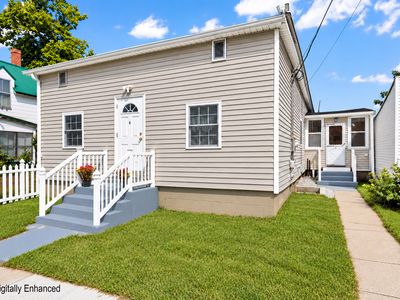 6 Pine Avenue