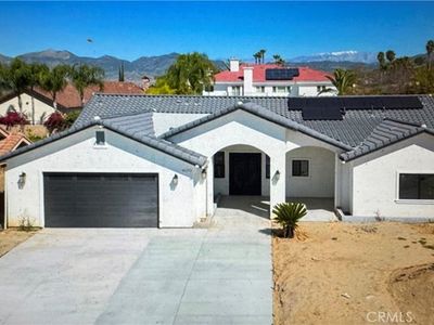 44270 Whittier Ave