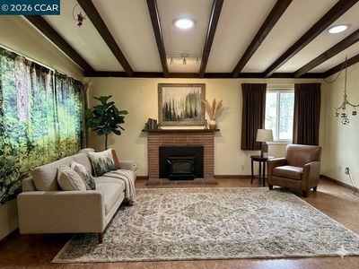 4072 Saint James Dr