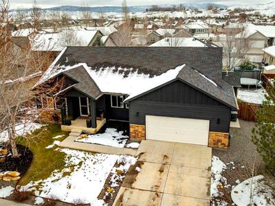 3354 Meadows Parkway