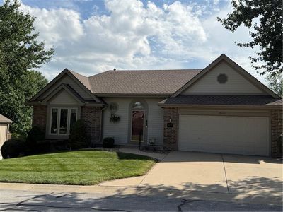 8600 N Chatham Cir