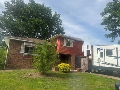 Property at 1020 Sunset Strip St, Excelsior Springs, MO