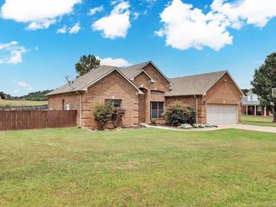 Property at 202 Plantation Dr, Mayflower, AR