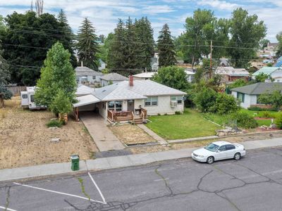 112 NW Circle Dr