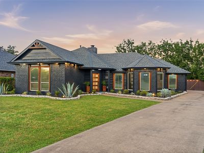 611 Azalea Dr