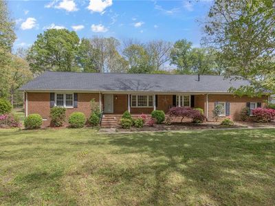 3838 Winthrope Cir
