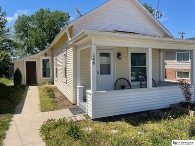146 N 8th St