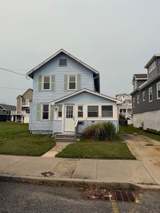 121 Higbee Ave