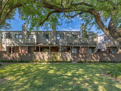 1625 Prairie Grove Dr