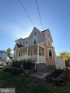 121 W Park Ave