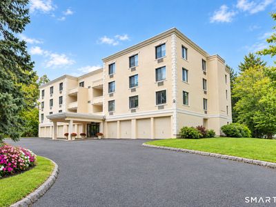 1525 East Putnam Avenue #306