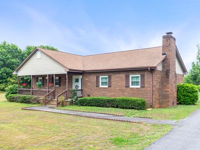 6209 Dobbins Bridge Rd