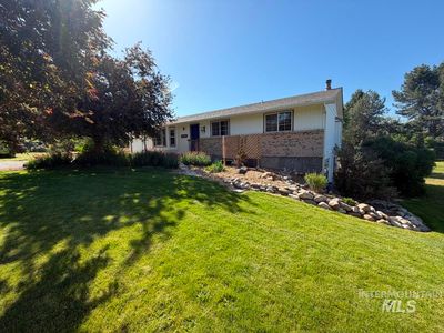 11036 Runway Dr