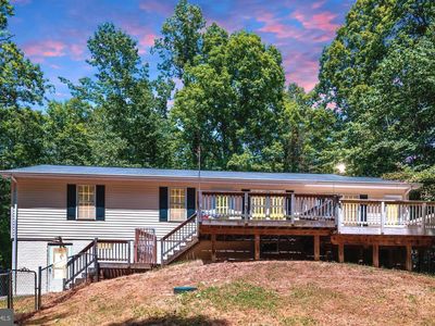 45 Holden Ln
