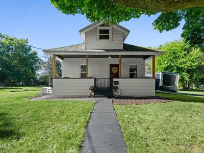 116 Seaman Avenue