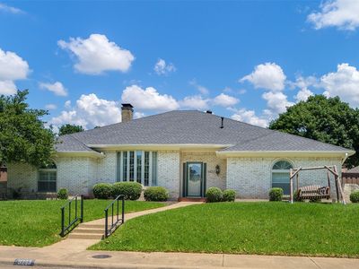9233 Middle Glen Dr