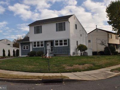 109 Elton Ave