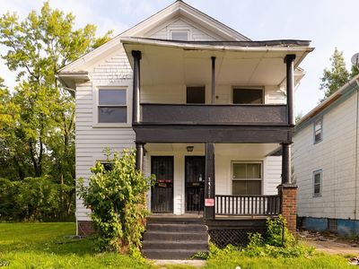 14119 Bardwell Ave