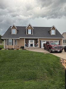 19307 Spur Ln