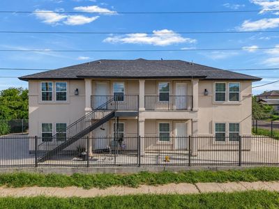 3301 S Louisiana Ave