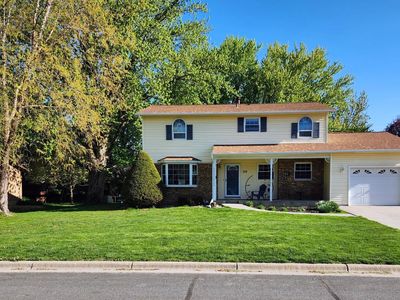 319 7th St SW