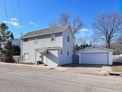 Property at 1451 McPoland Ave, Dubuque, IA