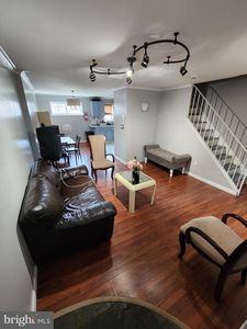 581 Raritan St