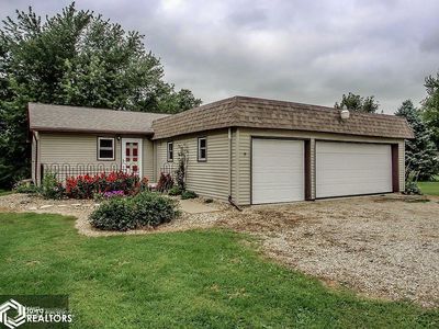 Property at 1955 Vine Ave, Marshalltown, IA