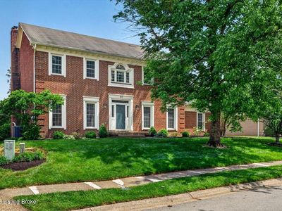 Property at 611 Lake Forest Pkwy, Louisville, KY