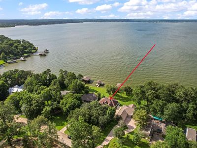 151 Lake Oaks Blvd
