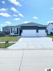 Property at 765 W Panorama Rd, Lincoln, NE