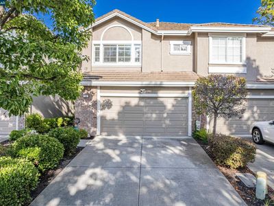 26 Mountain Valley Pl