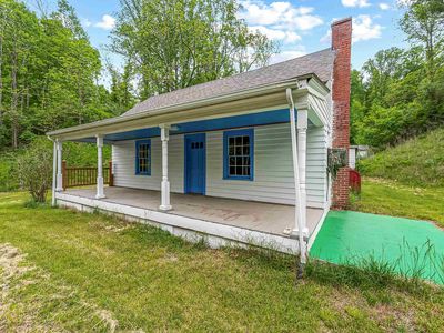 2734 Vicker Switch Rd