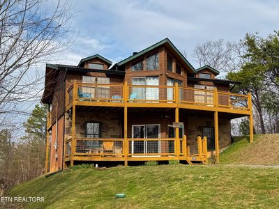 1107 Fox Run