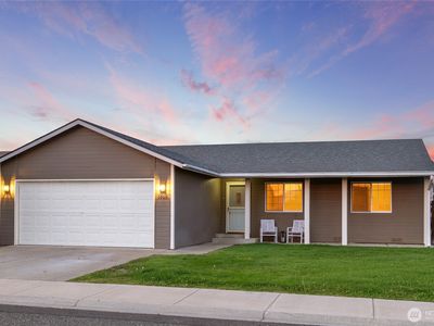 1900 Trails Edge Drive