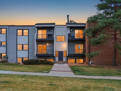 1300 Golden Circle #102