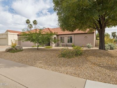 9003 E WINDROSE Drive