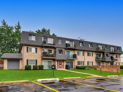 900 S Plum Grove Rd APT 216