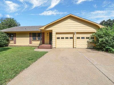 Property at 2912 Roma Ter, Manhattan, KS