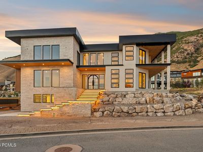 4029 E Canyon Estate Dr