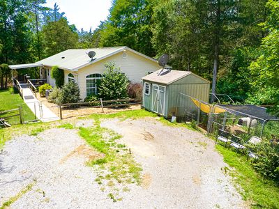 467 Sleepy Valley Rd