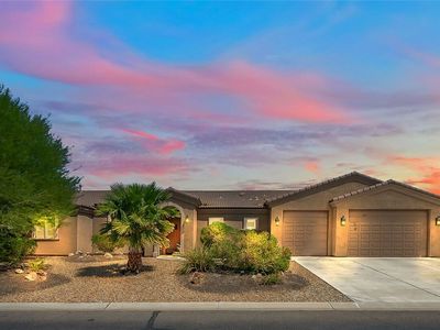 2179 E Calle Serena