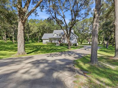 326 SW Oakwood Ct