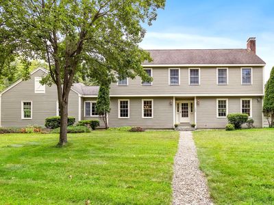 1388 Main St