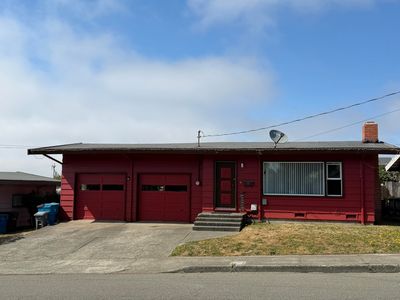916 Allard Ave