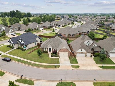 712 NW 192nd Ter