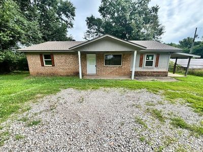 4702 Baugh Rd
