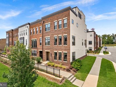 22168 Penelope Heights Ter
