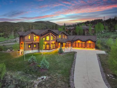 2446 Highlands Drive
