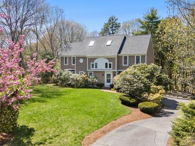 24 Winding Way